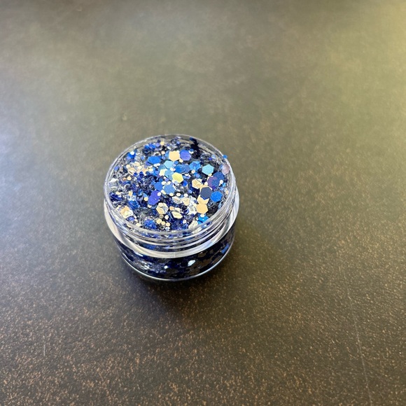 Hair Glitter - Picture 7 of 7